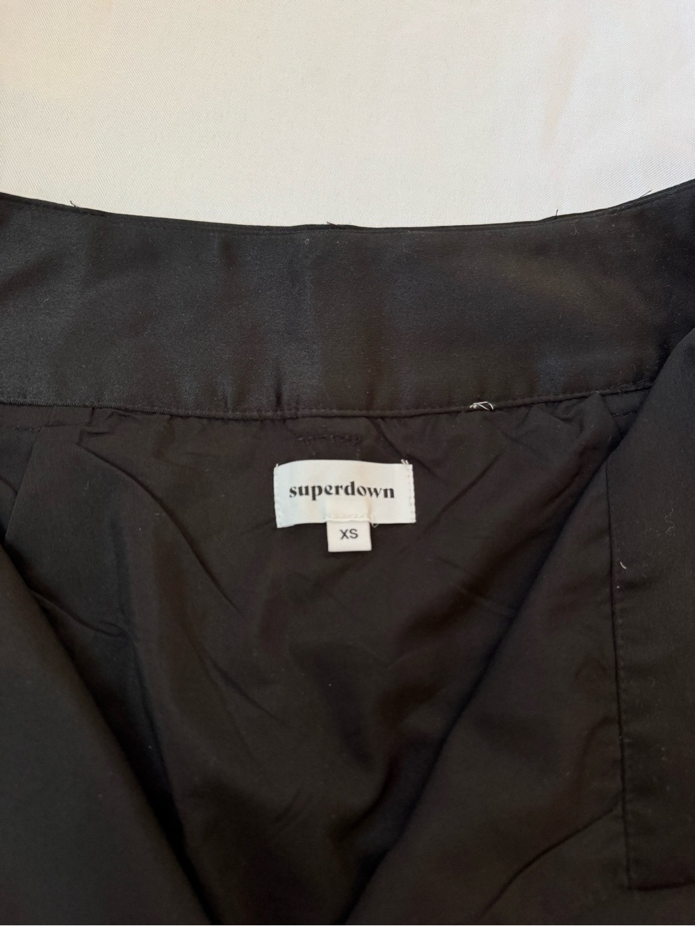 Superdown Alana Mini Skirt Elegant Black Women's never worn! - Picture 5 of 15